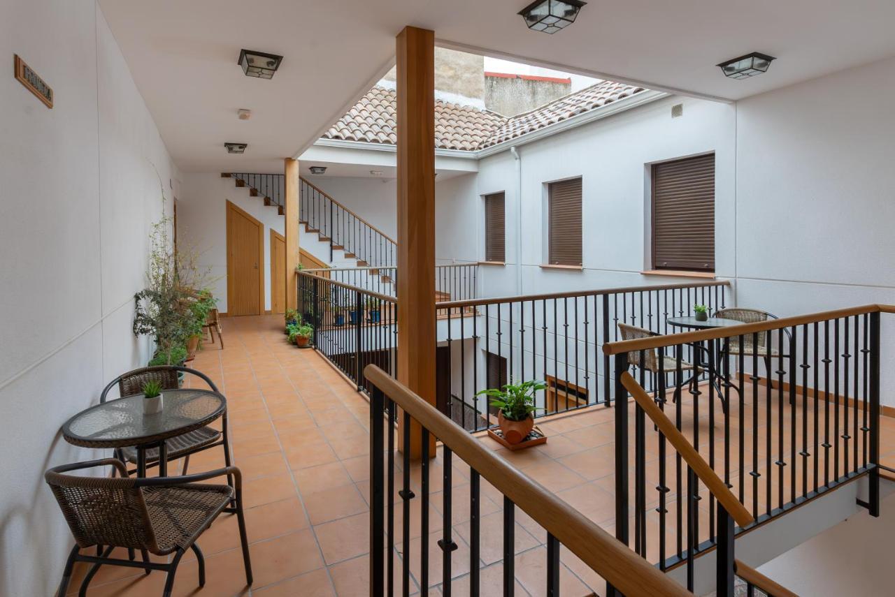 Apartamento Puerta De Cordoba- Exterior Con Balcones Luaran gambar
