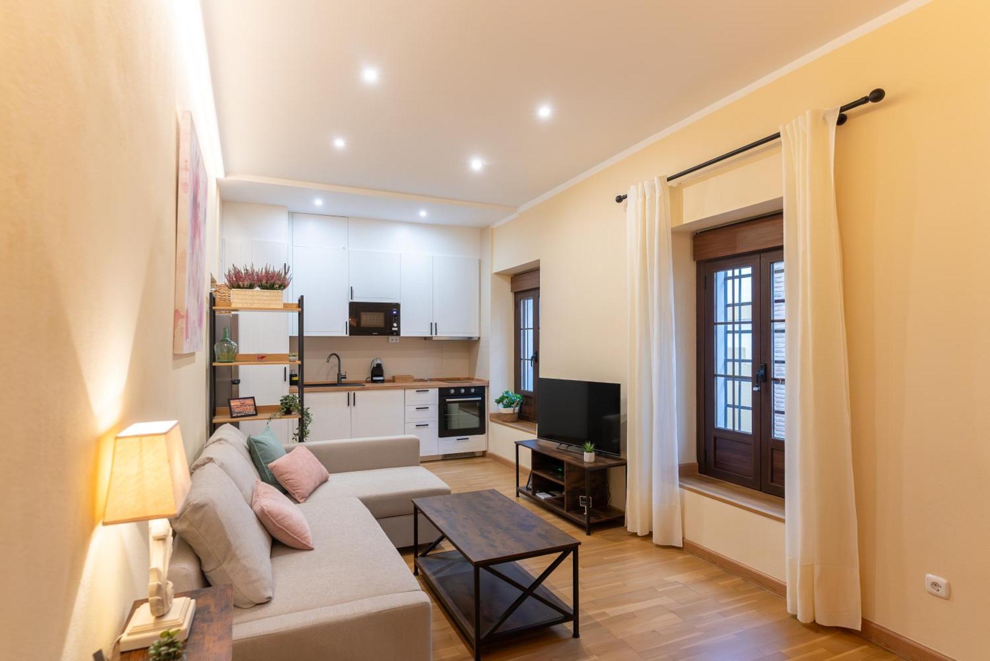 Apartamento Puerta De Cordoba- Exterior Con Balcones Luaran gambar